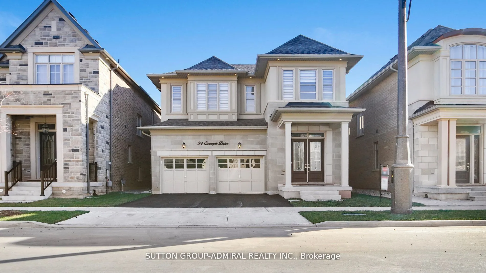 34 Carnegie Drive, ON L6H 0V8