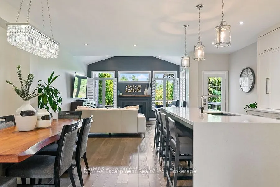 2357 Woodfield Road, ON L6H 6Y6