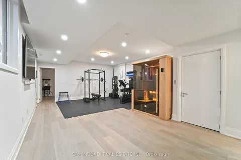 11B Maple Avenue, ON L5H 2R9