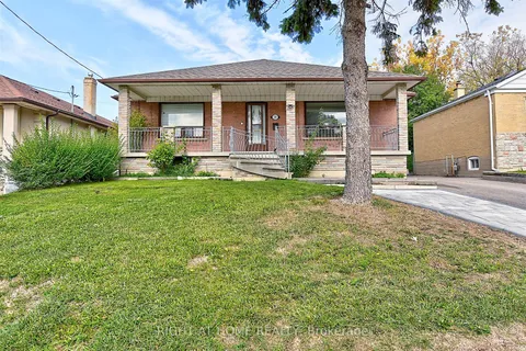 34 William Cragg Drive, ON M3M 1T9