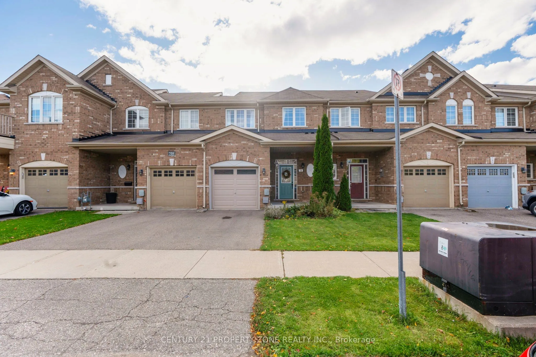 706 AGNEW Crescent, ON L9T 8M6