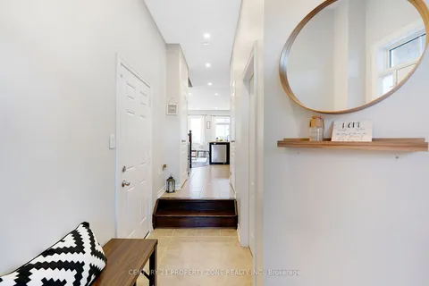 706 AGNEW Crescent, ON L9T 8M6