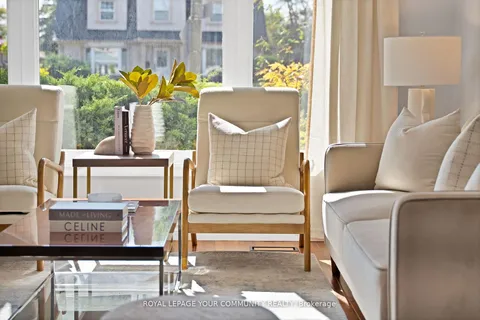 651 Burnhamthorpe Road, ON M9C 2Z1