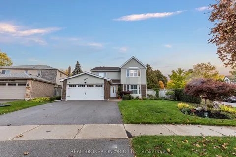 18 Mansfield Street, ON L6S 2Y4