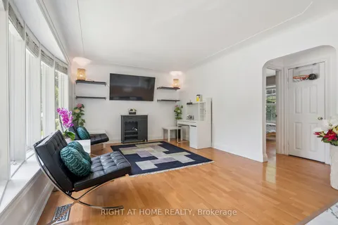 2343 Mountainside Drive, ON L7P 1C1