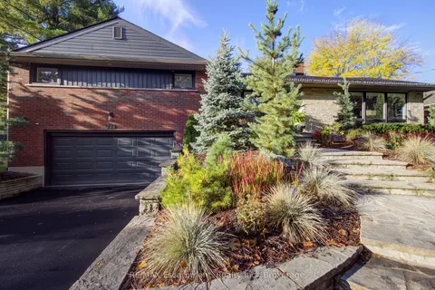 794 Falcon Boulevard, ON L7T 3B3