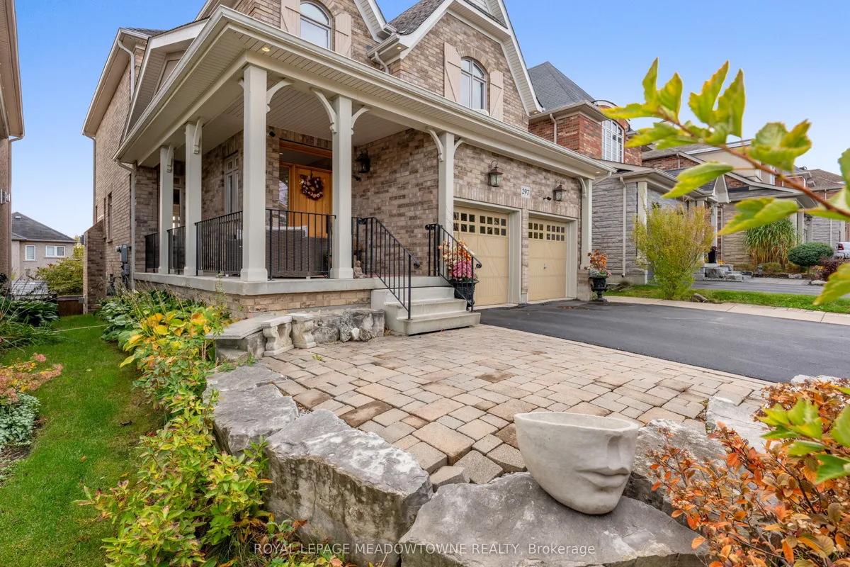 297 Eaton Street, ON L7G 6N7