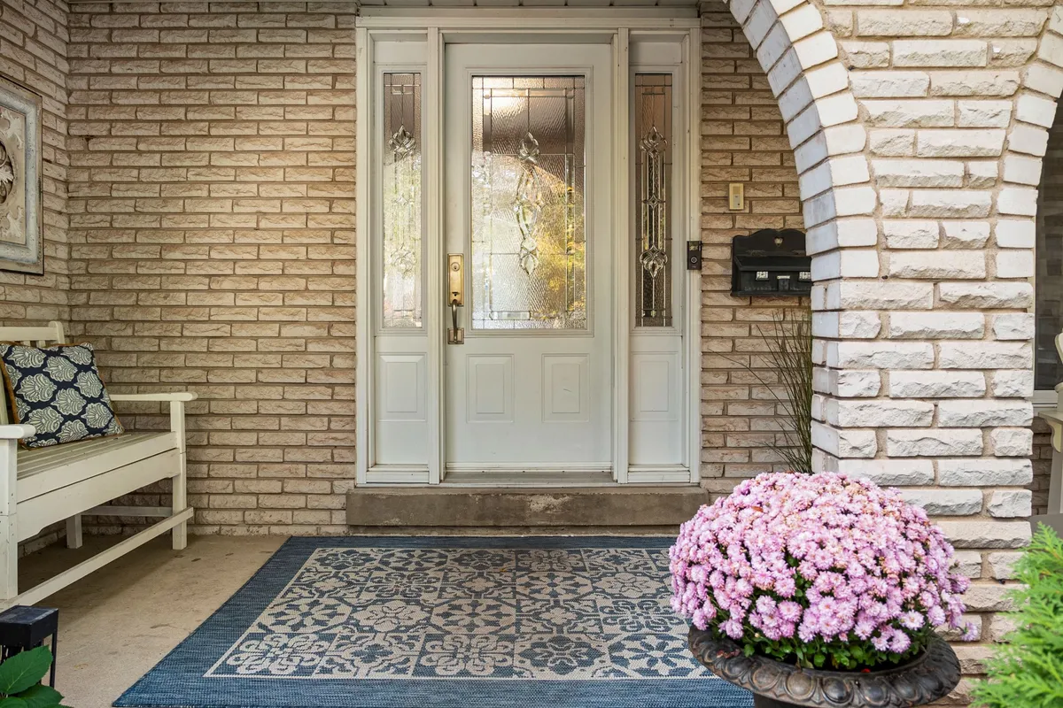 2480 Waterford Street, ON L6L 5E6