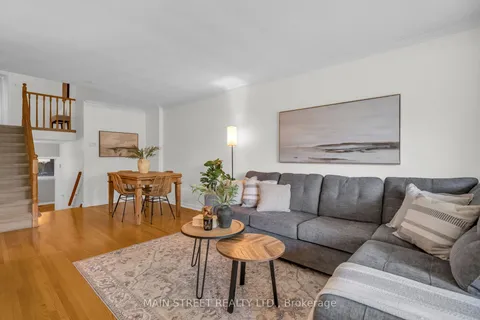 47 Graystone Gardens, ON M8Z 3C2