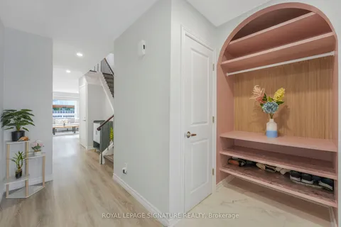 4100 Bishopstoke Lane, ON L4Z 1M5