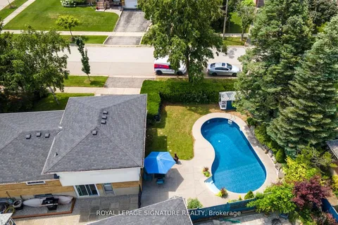 1469 Hillgrove Road, ON L5J 3M2