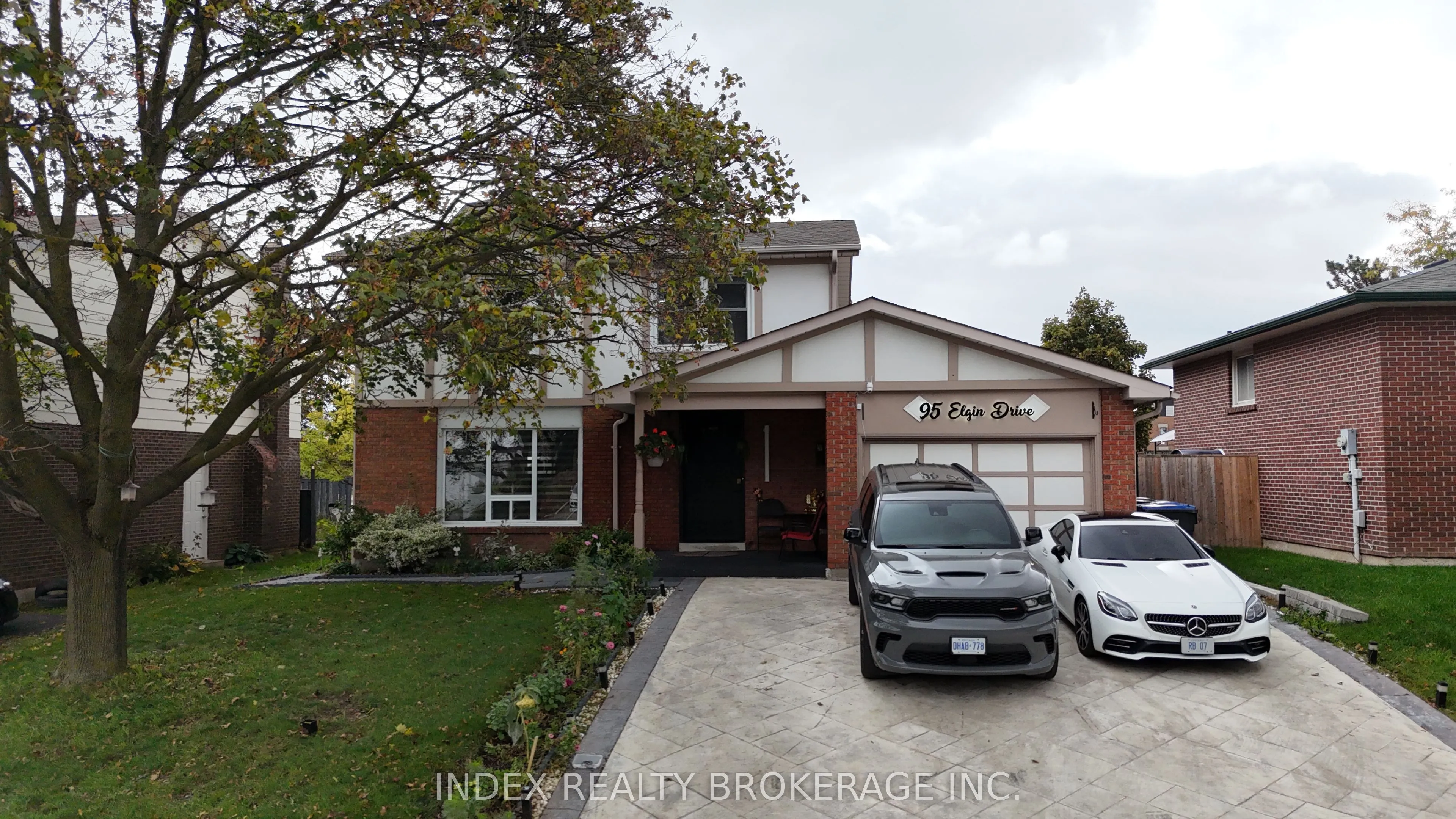 95 Elgin Drive, ON L6Y 2E6