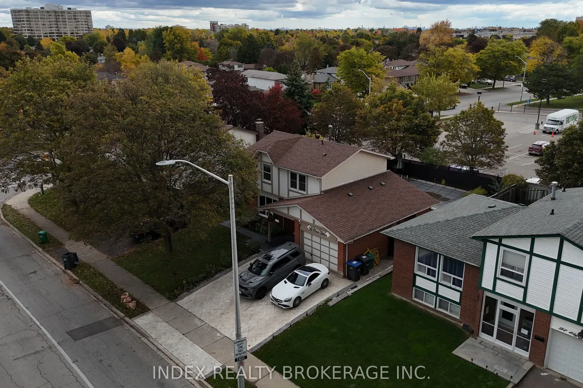 95 Elgin Drive, ON L6Y 2E6