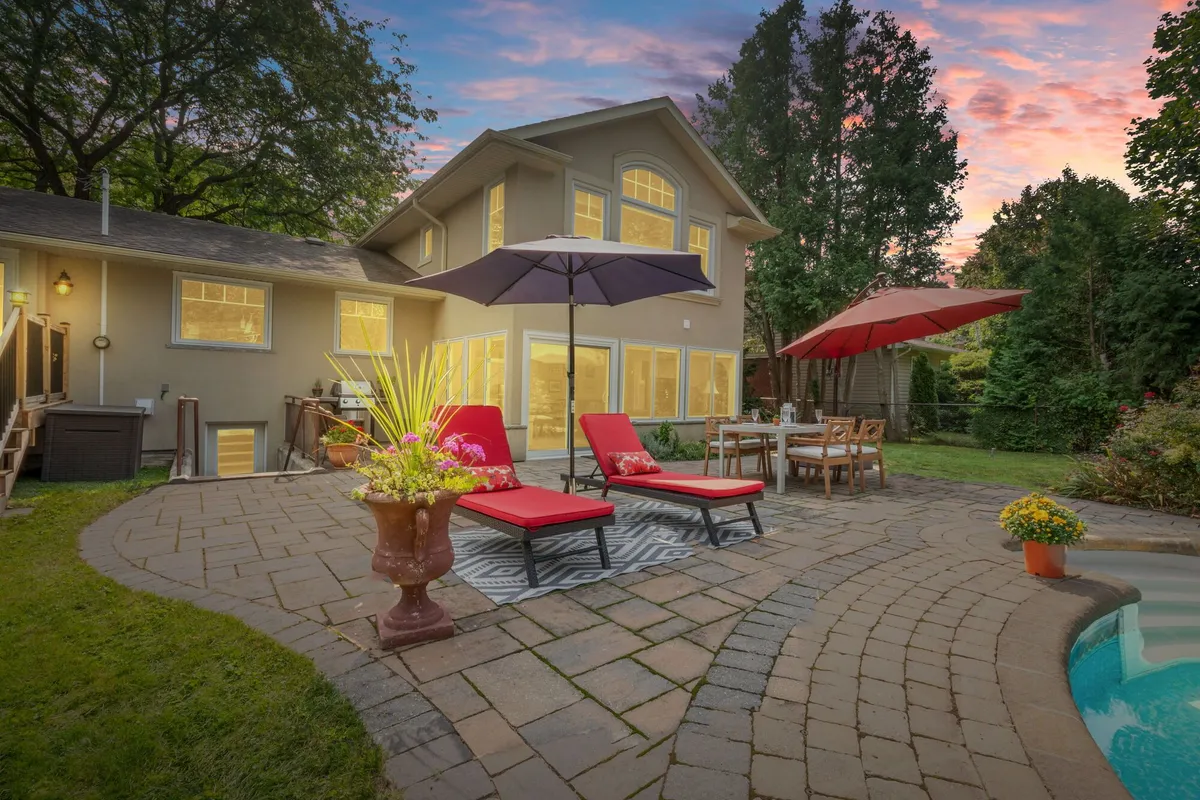 1465 Shamrock Lane, ON L6L 1R1