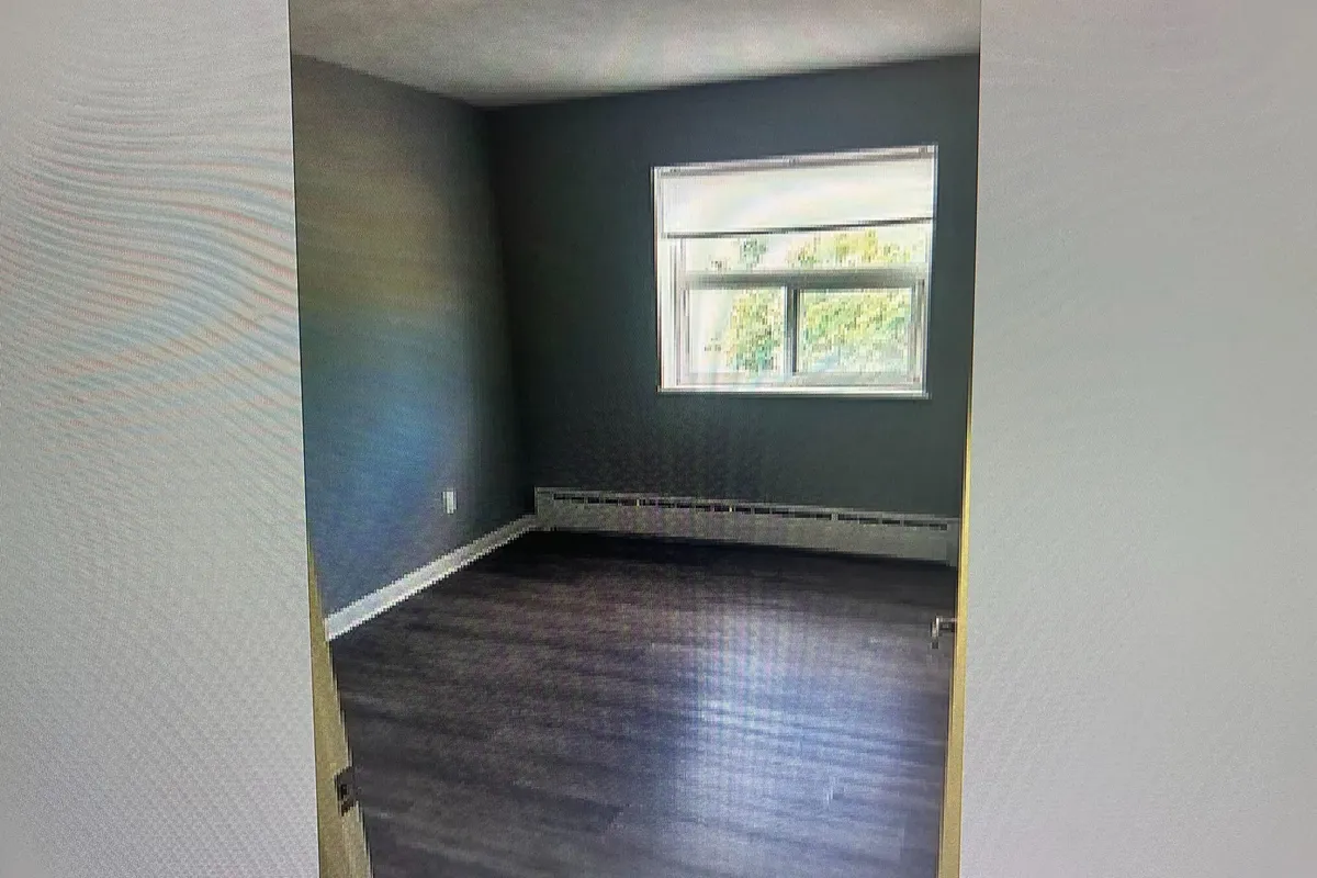 2428 Keele Street, ON M6L 2N2