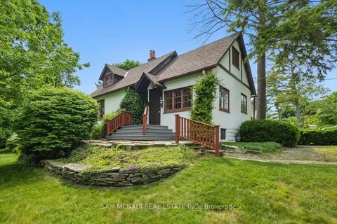 62 Maple Avenue, ON L5H 2R6