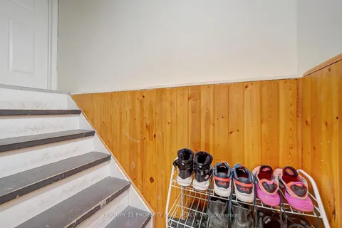 3 Jasmine Square, ON L6S 2N1