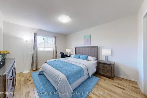 624 Rossellini Drive, ON L5W 1M3