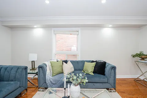 74 Ridgemore Crescent, ON L7A 2L5