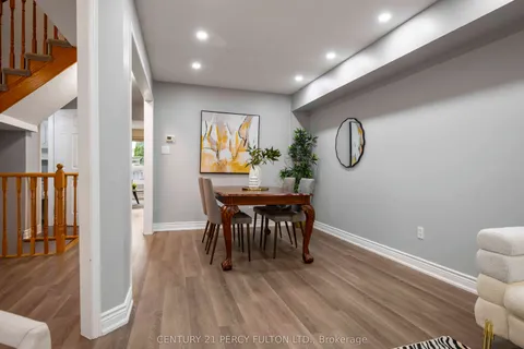 3933 Nightshade Lane, ON L5N 7J4