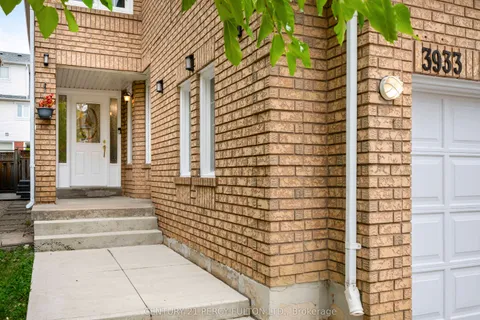 3933 Nightshade Lane, ON L5N 7J4