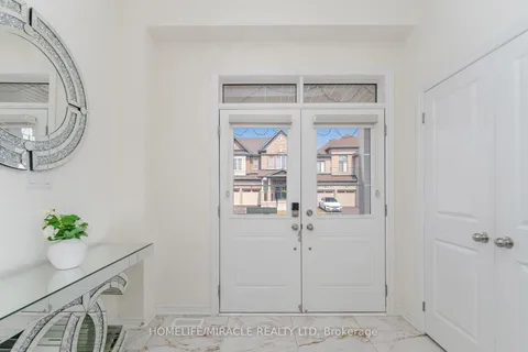 7 Aldenham Street, ON L6X 5S2