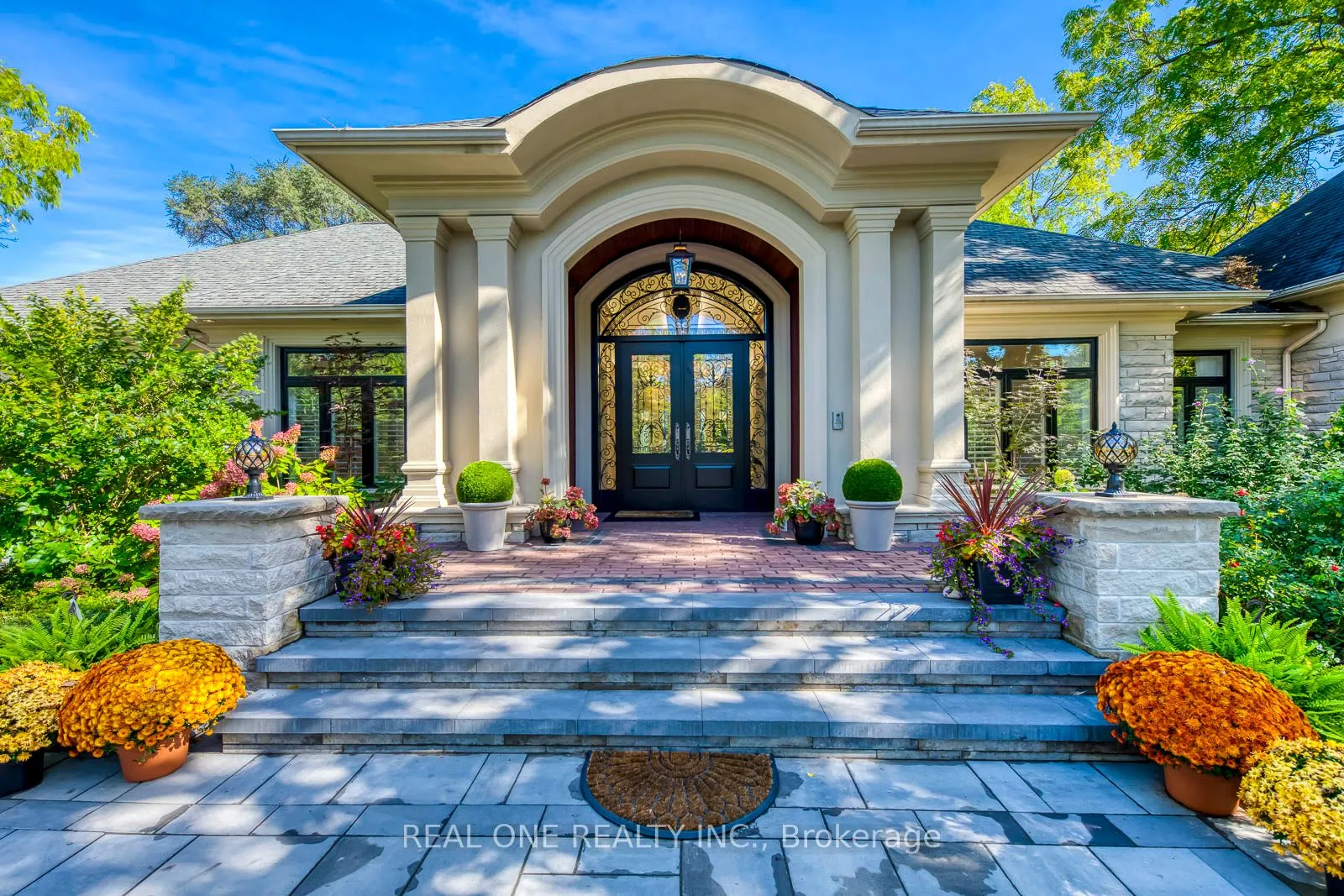 431 Fourth Line, ON L6L 5A5