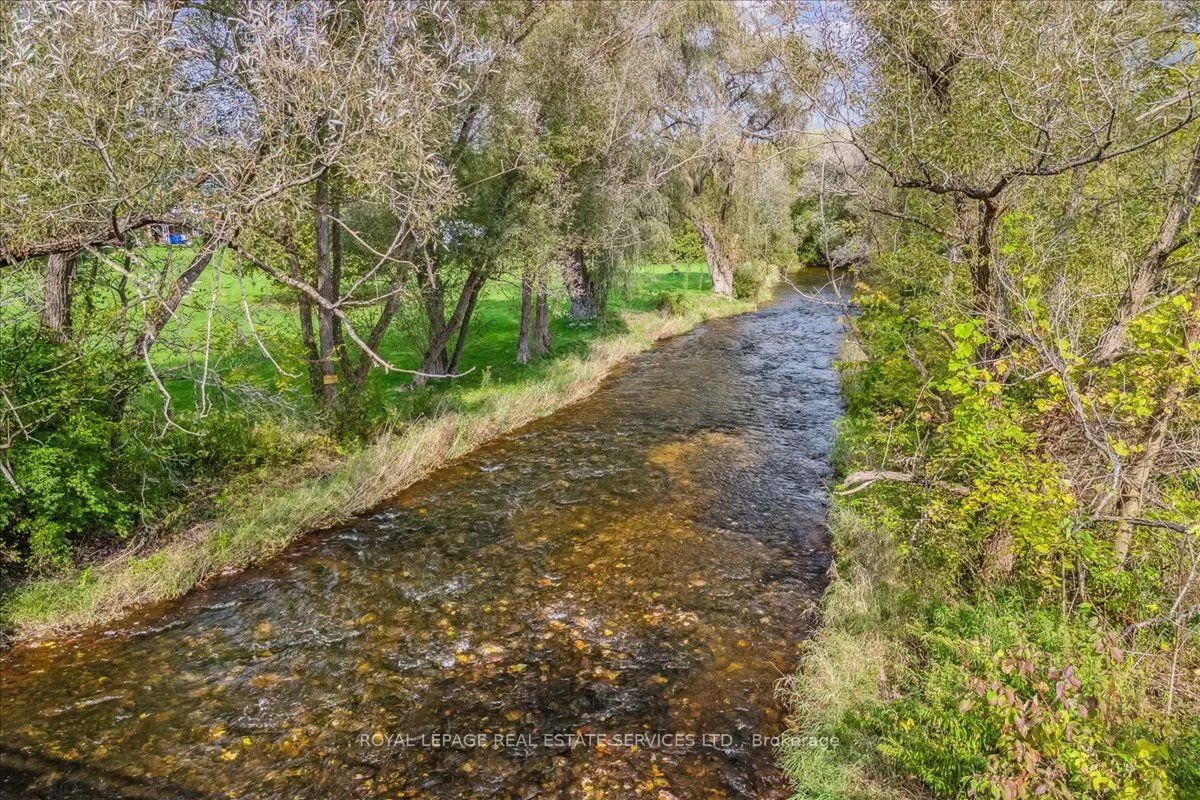 9 Walkers Line, ON L7M 4G1