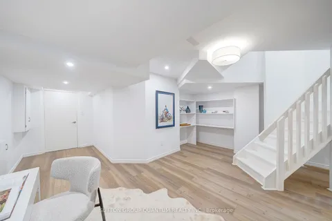 5699 Raleigh Street, ON L5M 7E6