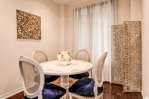 31 Aird Court, ON L9T 3Y1