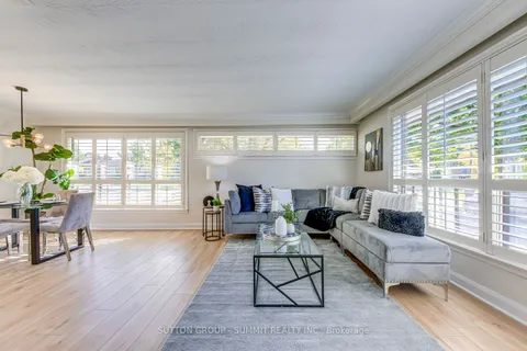 42 Winnipeg Road, ON M9P 2E4