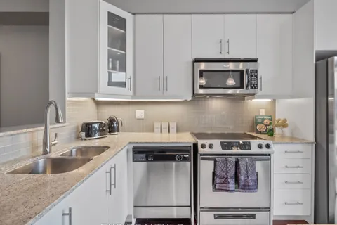 23 Ruby Lang Lane, ON M8Z 0B8