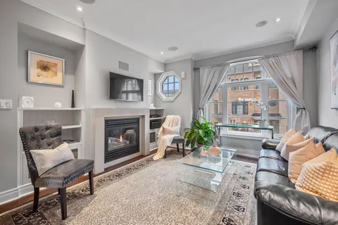 23 Ruby Lang Lane, ON M8Z 0B8