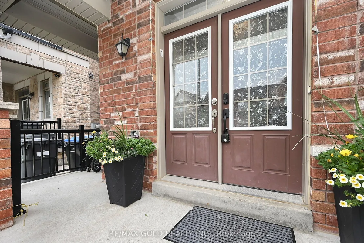 96 Ledger Point Crescent, ON L6R 3W1