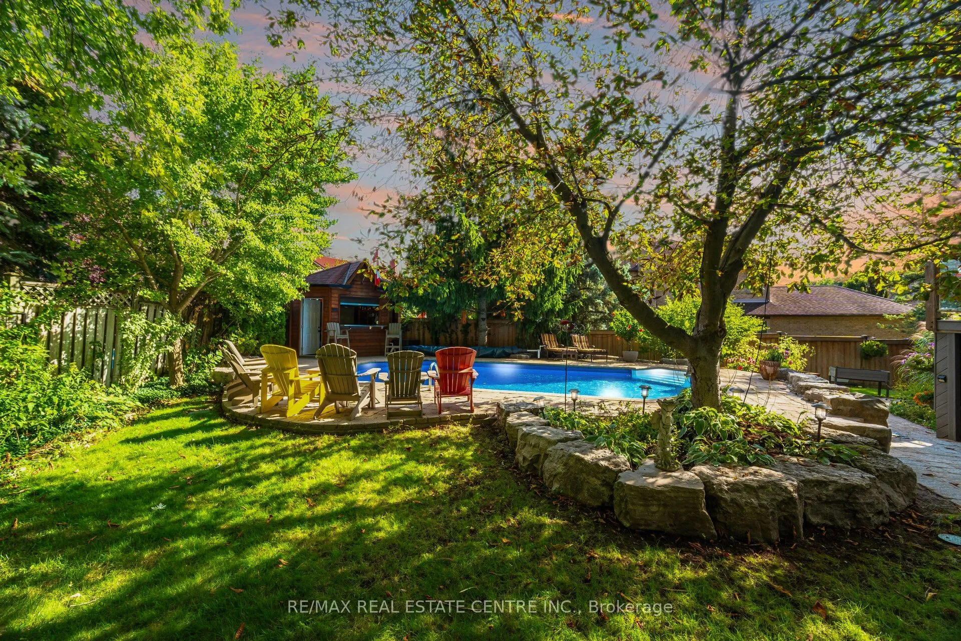 10 Bluebird Court, ON L6Z 3K9