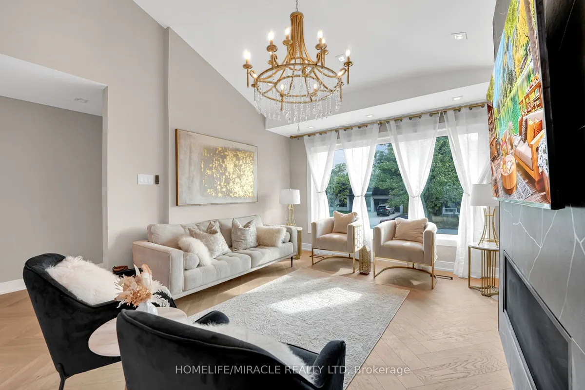 125 Elmcrest Road, ON M9C 3R5