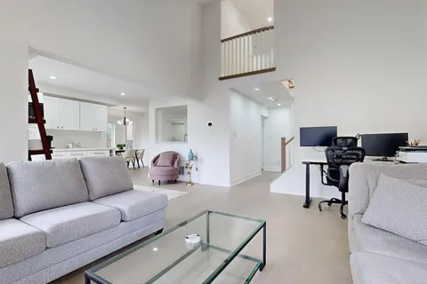 1 Sherwood Street, ON L9W 5A5