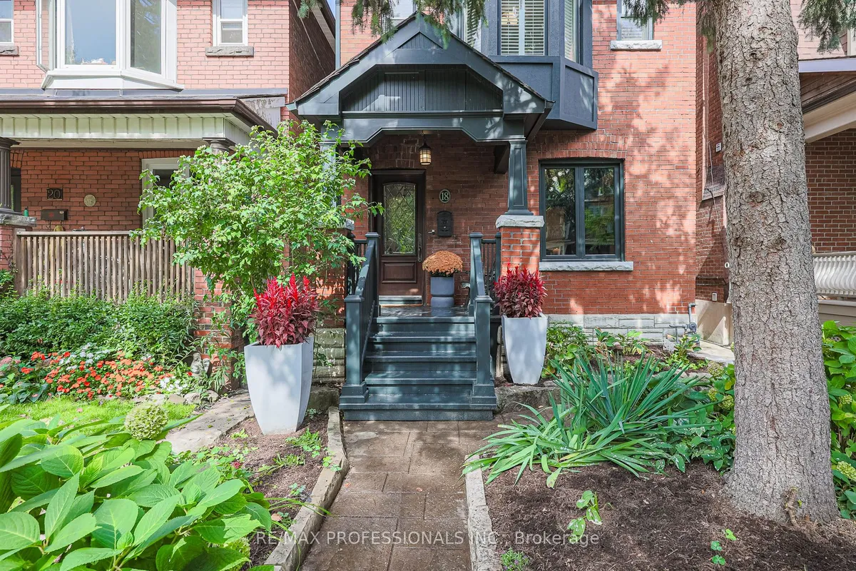 18 Constance Street, ON M6R 1S4