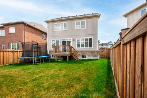 9 Porter Drive, ON L9W 6Z4