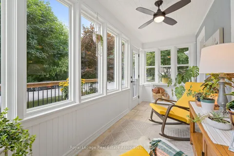 119 CRESCENT Street, ON L7J 2E1