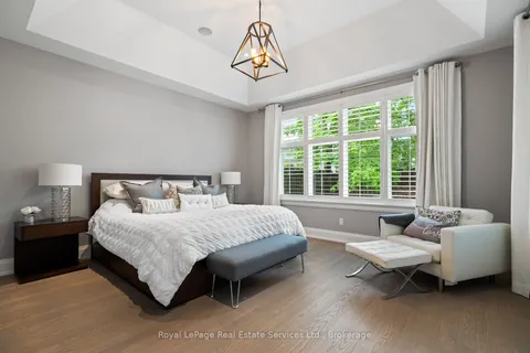 231 Cherryhill Road, ON L6L 3E3