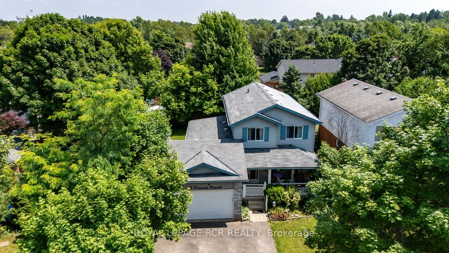 252 Elmwood Crescent, ON L9W 4T4
