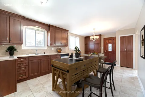 126 Angelene Street, ON L5G 1X2