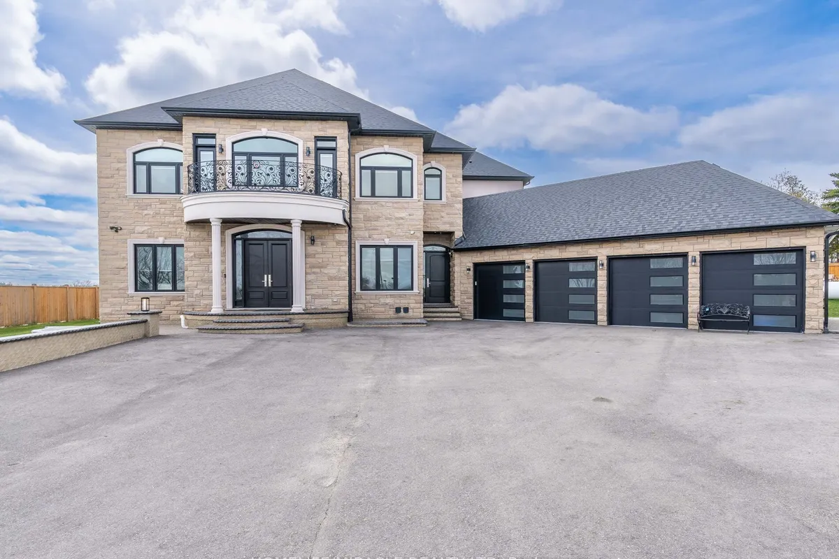 11086 Winston Churchill Boulevard, ON L7G 4S7