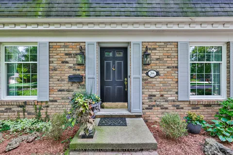 206 Rossmore Boulevard, ON L7N 1R1