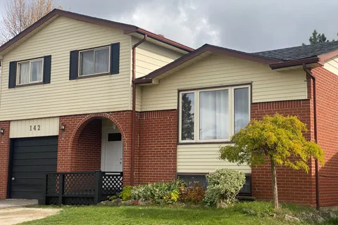 142 Parkview Drive, ON L9W 3J4
