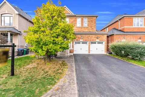 4813 St. Martin Mews, ON L5M 7K1