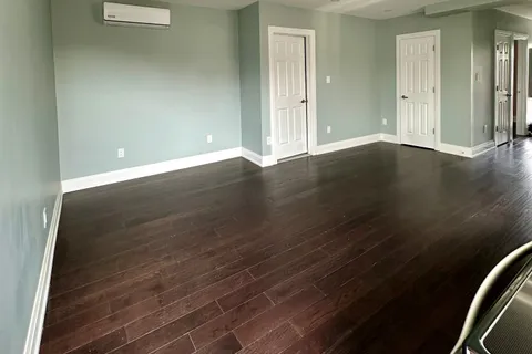 6 Lapp Street, ON M6N 3W6