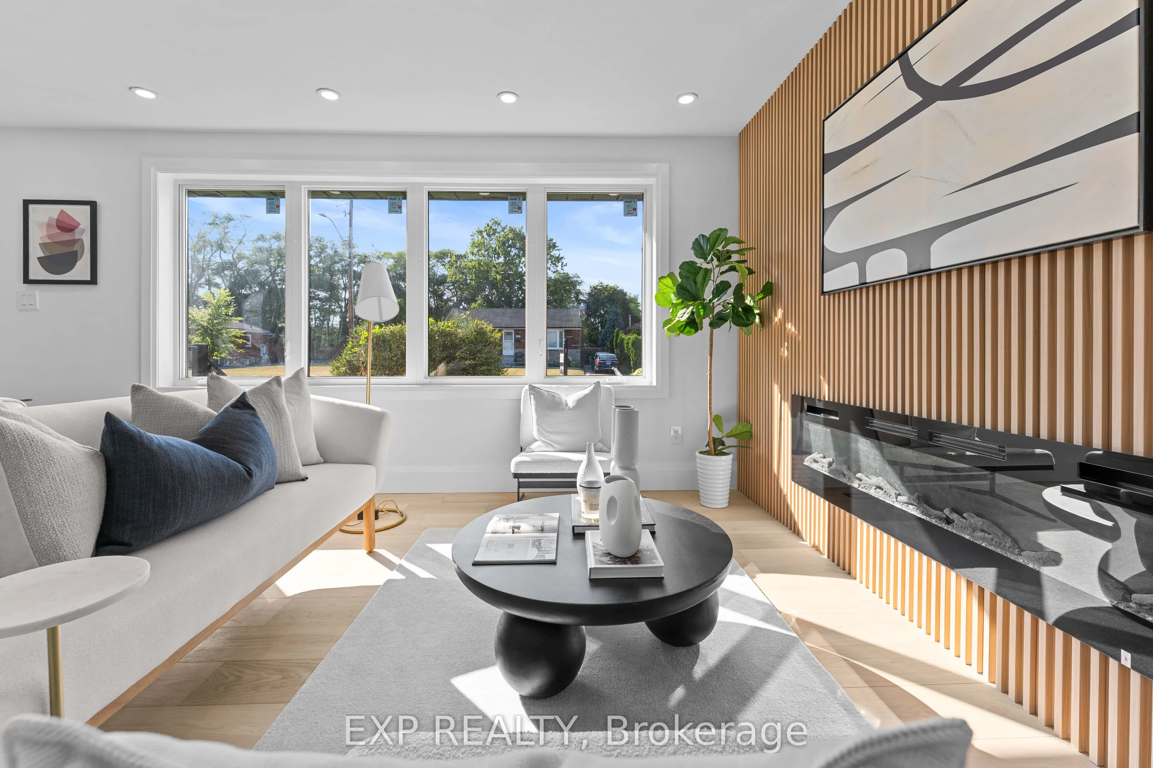 686 Wickens Avenue, ON L7T 3T2