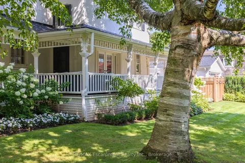 212 King Street, ON L6J 1B5